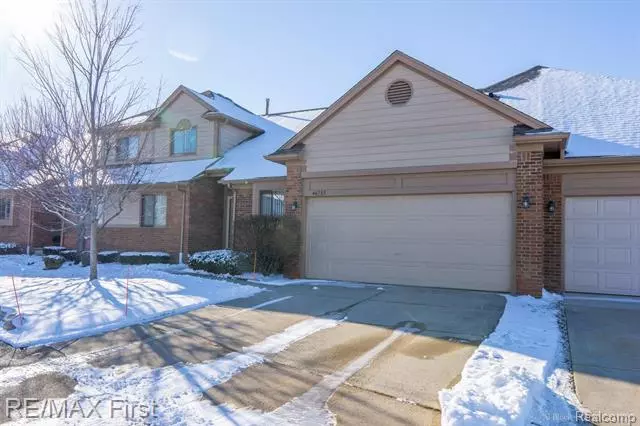 46783 HIGH MEADOWS CRT, Macomb, MI 48044