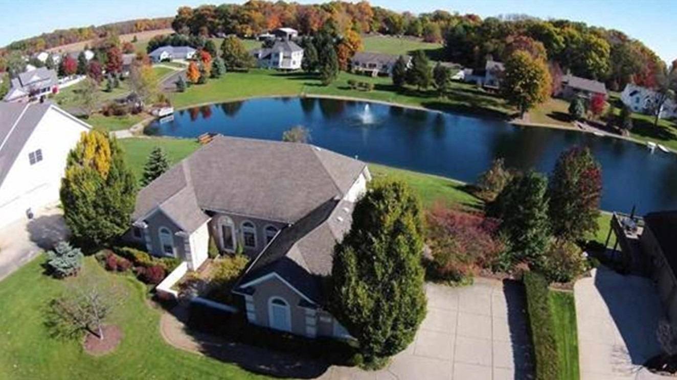 South Bend, IN 46628,51906 Watersedge Court