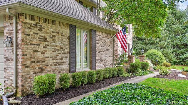 Troy, MI 48098,2972 STRAWBERRY DR