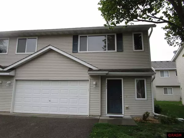 525 Tanager Path, Mankato, MN 56001