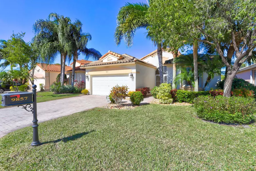 9857 Torino DR, Lake Worth, FL 33467