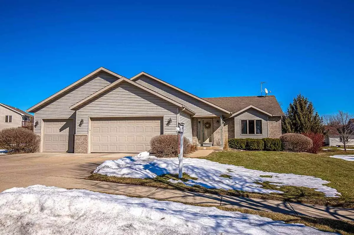 Deforest, WI 53532,605 DEER RUN