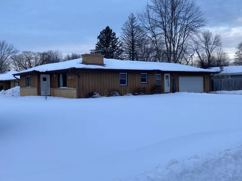 8500 N 54th St, Brown Deer, WI 53223