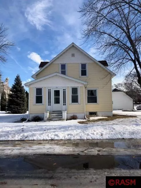 121 S First, La Salle, MN 56056