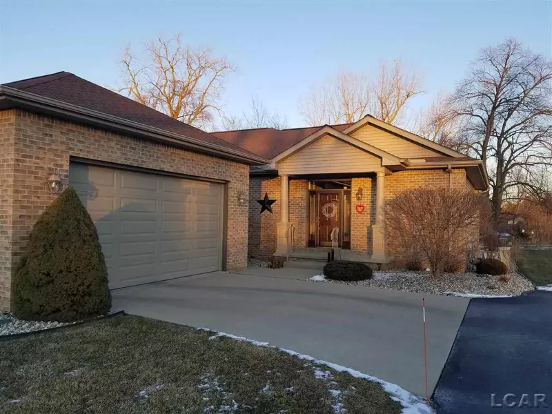 4230 Evergreen, Adrian, MI 49221