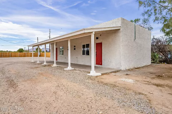 Tucson, AZ 85705,204 W Sahuaro Street