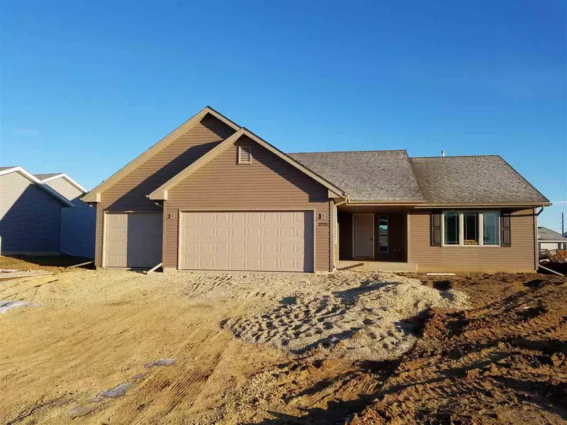 3725 EAGLES RIDGE DR, Beloit, WI 53511