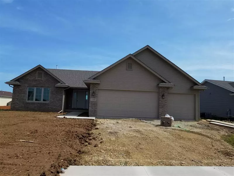 3705 EAGLES RIDGE DR, Beloit, WI 53511