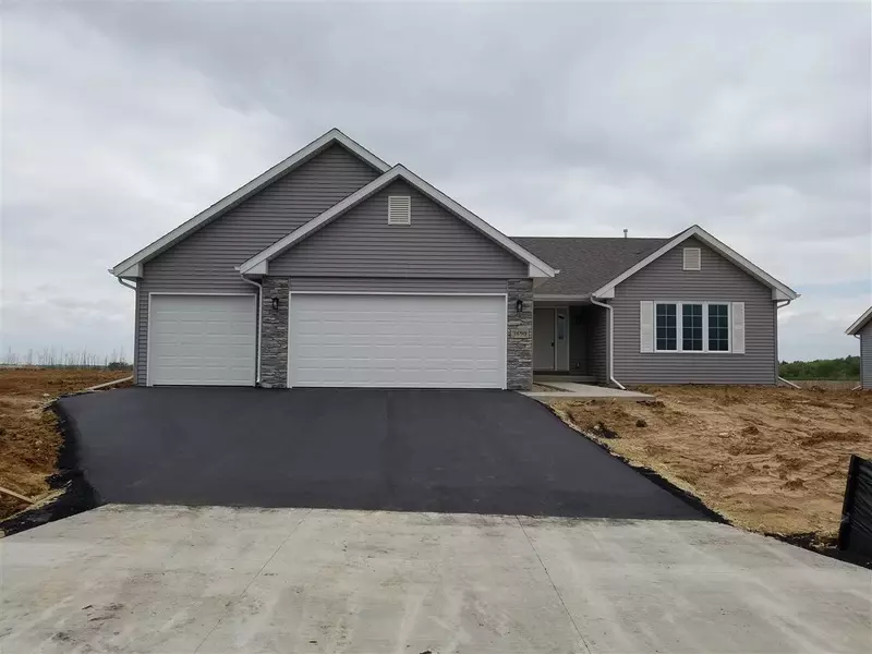 3690 EAGLES RIDGE DR, Beloit, WI 53511