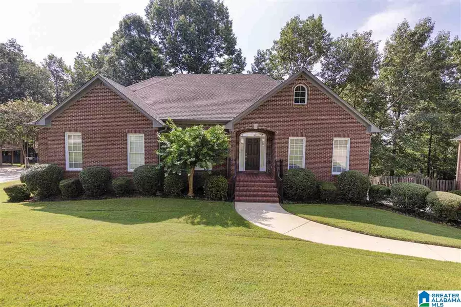 198 LINWOOD RD, Sterrett, AL 35147