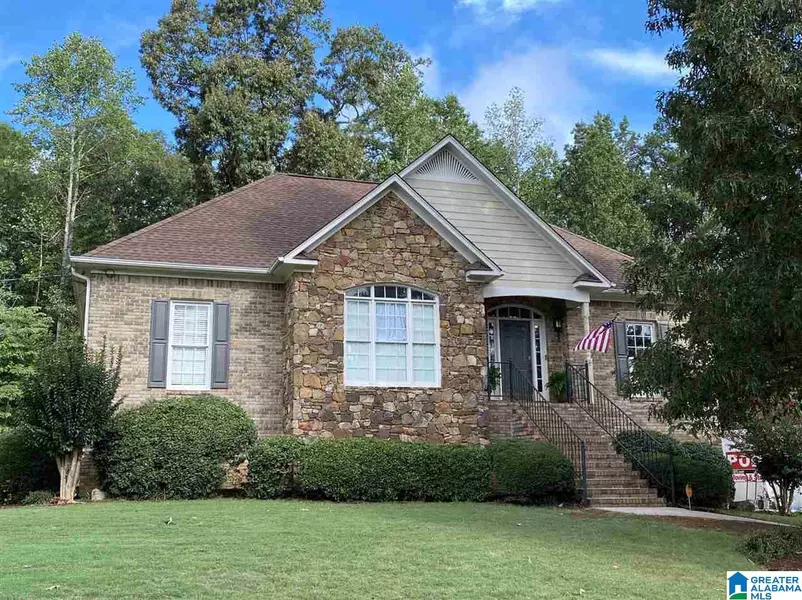 129 WOODBURY DR, Sterrett, AL 35147