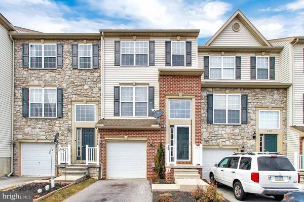 380 MESA LN, York, PA 17408