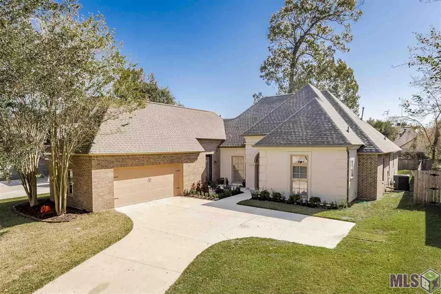 36321 CYPRESS GLEN AVE #, Prairieville, LA 70769