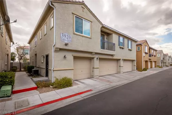 Las Vegas, NV 89108,3920 Sweet Pine Street #103