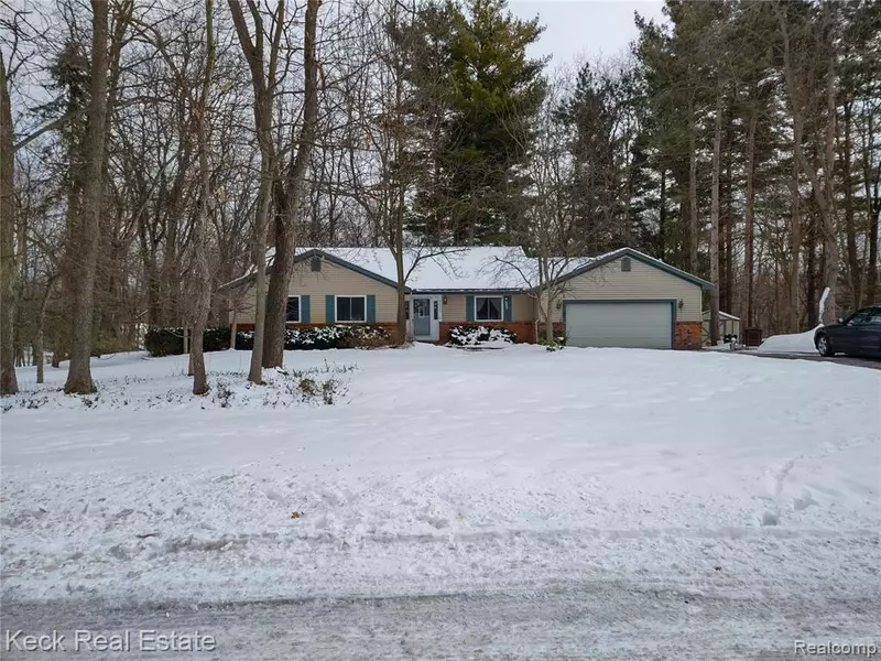 7128 WINDING Trail, Brighton, MI 48116