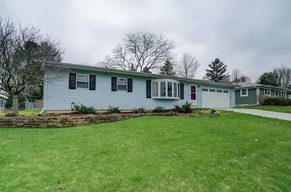 Middleton, WI 53562,7219 Fortune Dr