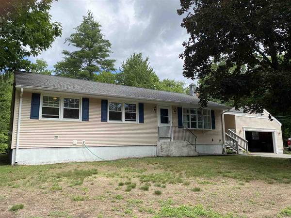 2 Norwood RD, Salem, NH 03079