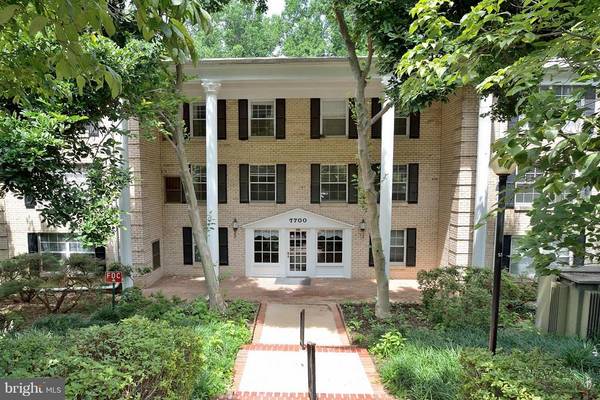 7700 TREMAYNE PL #114, Mclean, VA 22102