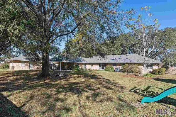 Zachary, LA 70791,3774 OAK HILLS ST