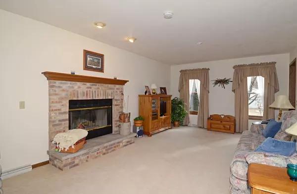 Madison, WI 53719,2 Maple Run Ct