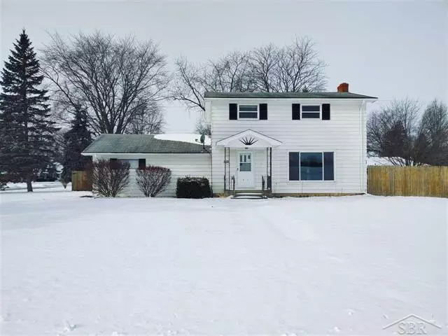 1521 PASSOLT, Saginaw, MI 48638