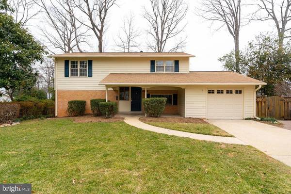 8712 CLYDESDALE RD, Springfield, VA 22151