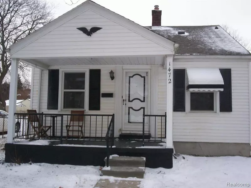 1472 19TH Street, Wyandotte, MI 48192 3008