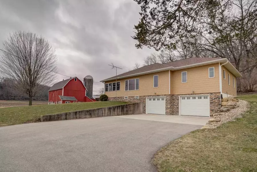 4419 County Road F, Blue Mounds, WI 53517