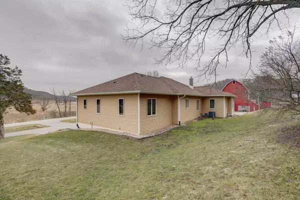 Blue Mounds, WI 53517,4419 County Road F