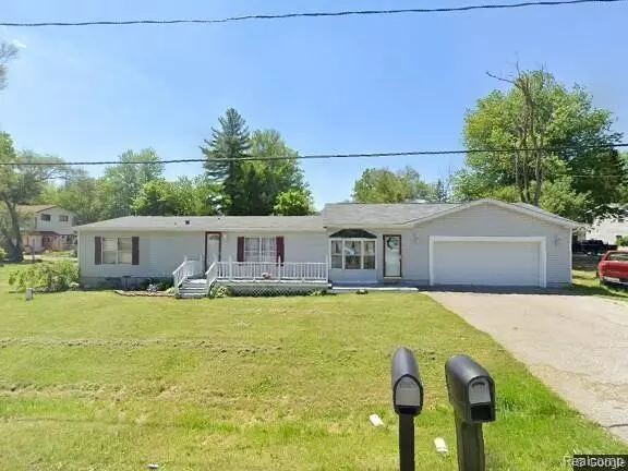 1260 Adams Road, Burton, MI 48509