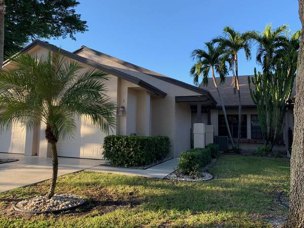 Delray Beach, FL 33484,5271 Fairway Woods DR 3012