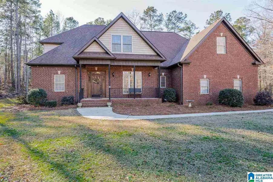 507 EAGLE POINTE LN, Pell City, AL 35128