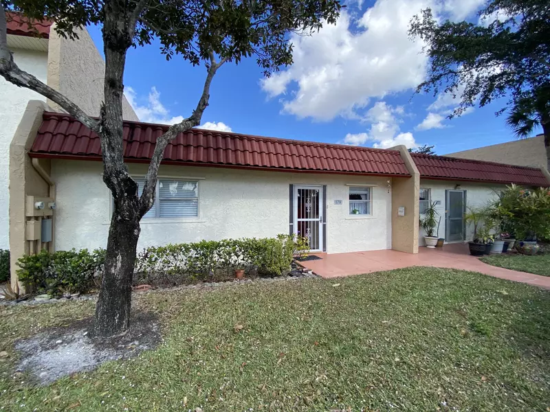 179 Lake Carol DR, West Palm Beach, FL 33411