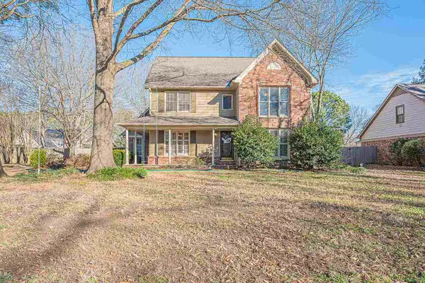 8822 ALDERSHOT DR, Germantown, TN 38139