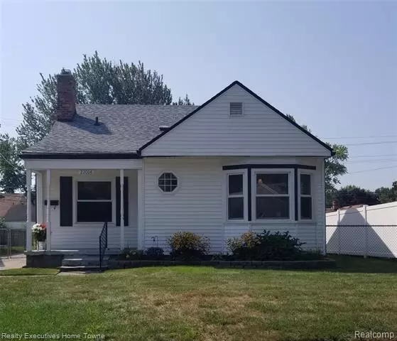 22006 CALIFORNIA ST, St. Clair Shores, MI 48080