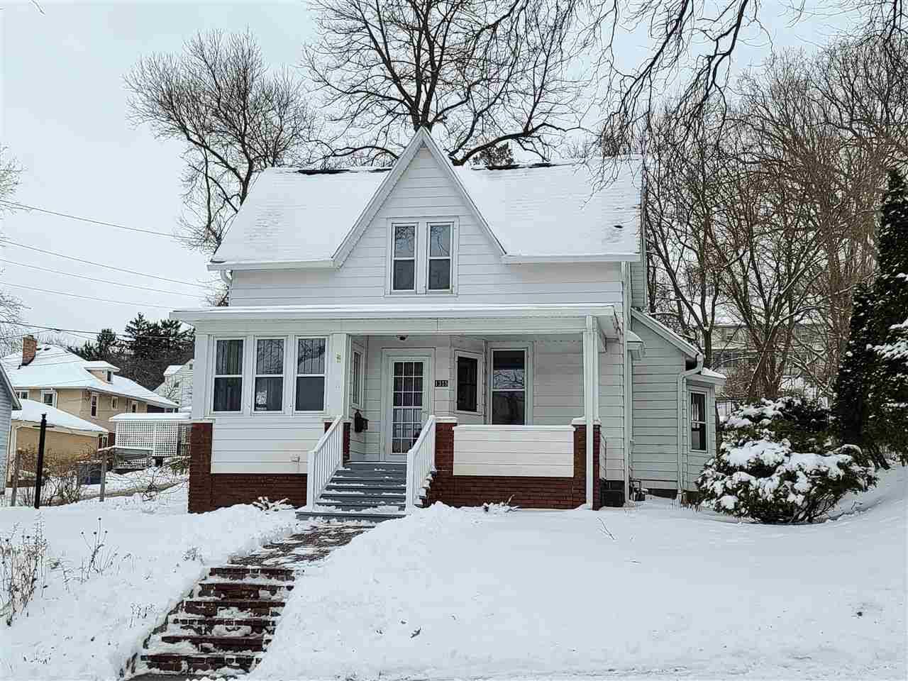 1315 Ash St, Baraboo, WI 53913