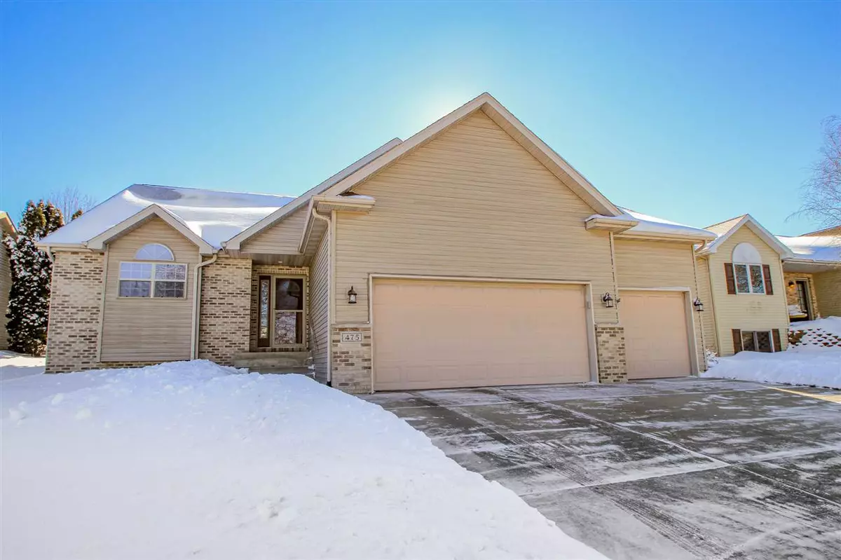 Sun Prairie, WI 53590,475 N Heatherstone Dr