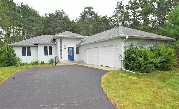 Baraboo, WI 53913,E10702 Fern Dell Rd