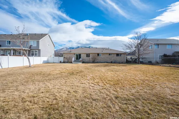 Draper, UT 84020,12946 S LONG TAIL DR