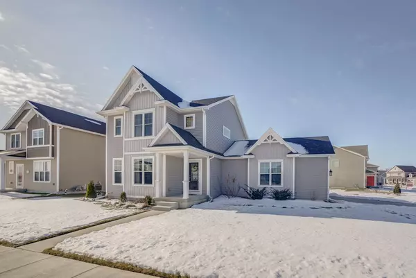 370 S Musket Ridge Dr, Sun Prairie, WI 53590