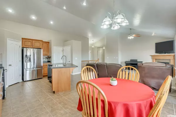 Herriman, UT 84096,6356 W ROSE RUN WAY