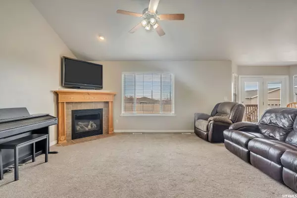 Herriman, UT 84096,6356 W ROSE RUN WAY