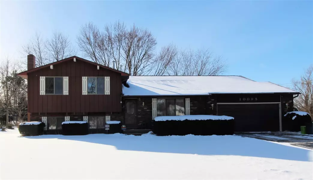 10095 W Stanley Road, Flushing, MI 48433