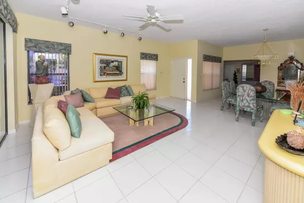 Boynton Beach, FL 33437,10047 S 53rd WAY 902