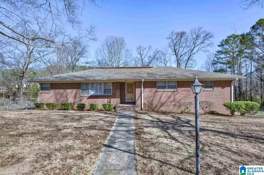 2001 ALBRITTON ROAD, Gardendale, AL 35071