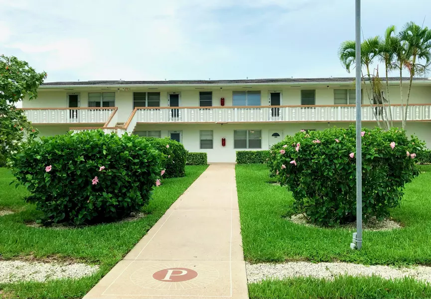 320 Northampton P, West Palm Beach, FL 33417