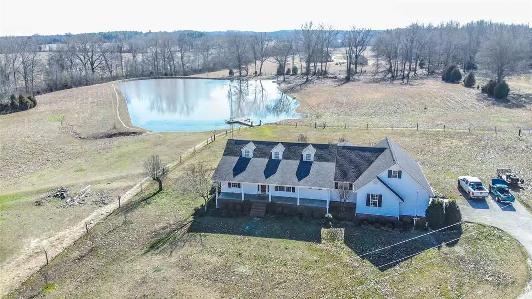 126 TWIN CREEK RD, Trenton, TN 38382