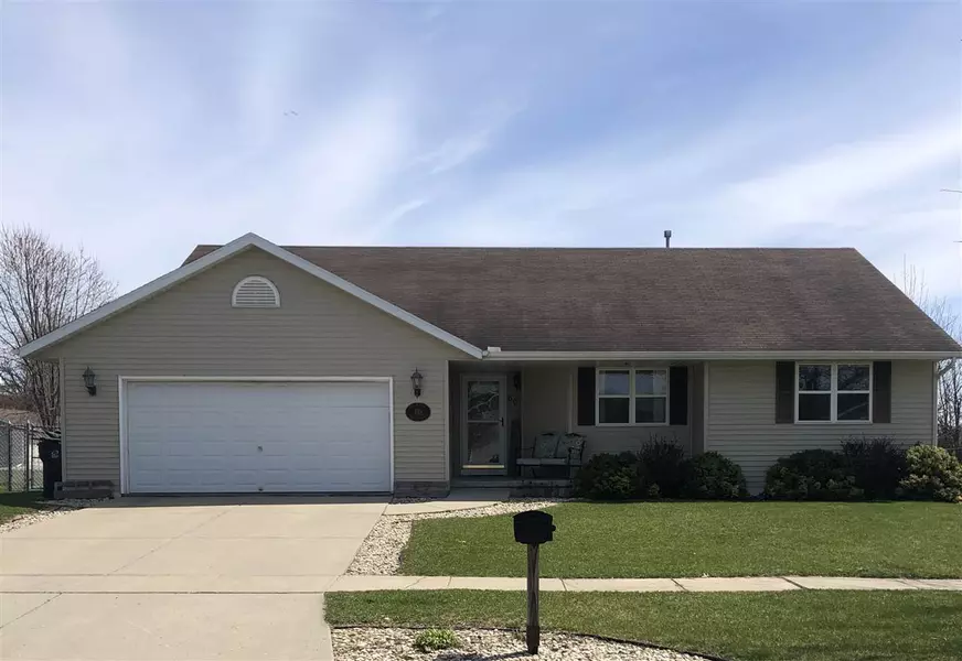 60 Debbie  Dr, Evansville, WI 53536