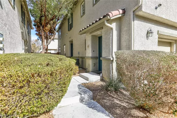 Las Vegas, NV 89149,9112 Canoga Canyon Court #101