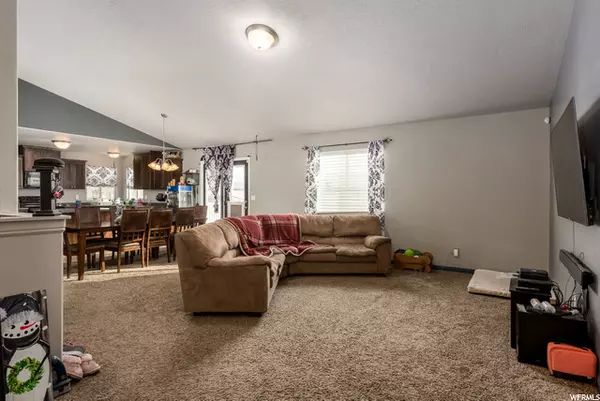 Grantsville, UT 84029,808 E SADDLE RANCH CIR S